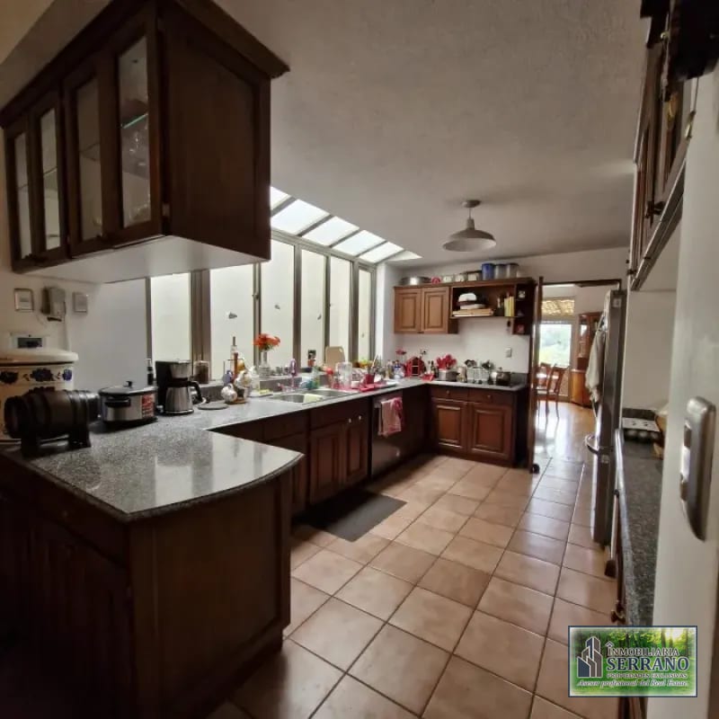 Vendo casa exclusiva En Monte Bello km. 9.5 Carretera al Salvador. — Casa en Venta en Santa Catarina Pinula, Carretera a El Salvador, Guatemala, Ciudad — foto 3 de 17