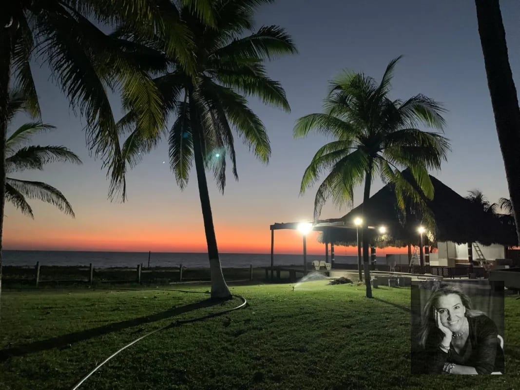 Chalet en venta frente al mar Monterrico / Ideal Desarrollo — Casa vacacional en Venta en Monterrico, Santa Rosa — foto 1 de 15