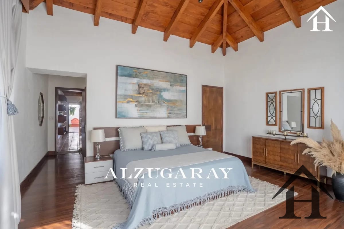 casa de 1 nivel con piscina / amueblada / condominio Antigua — Casa en Venta en Antigua, Sacatepéquez — foto 3 de 11