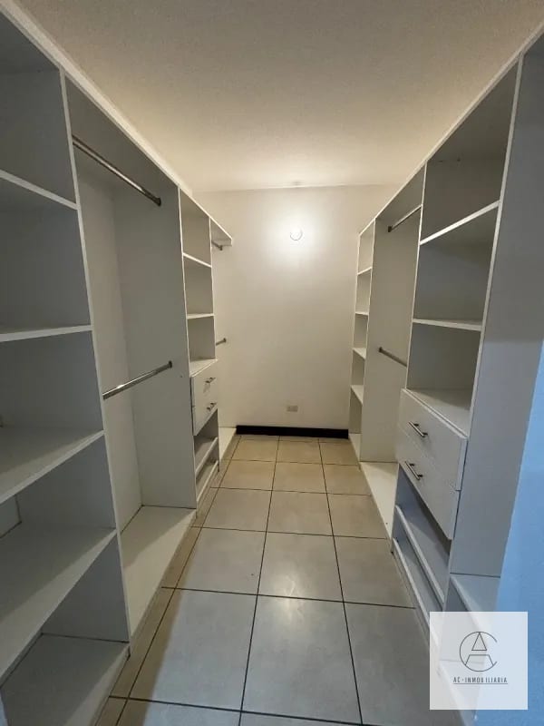Casa en venta en Campos de San Isidro — Casa en Venta en Campos de San Isidro II, Zona 16, Guatemala, Ciudad — foto 9 de 16