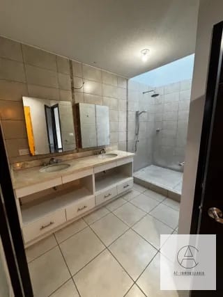 Casa en venta en Campos de San Isidro — Casa en Venta en Campos de San Isidro II, Zona 16, Guatemala, Ciudad — miniatura 7 de 16