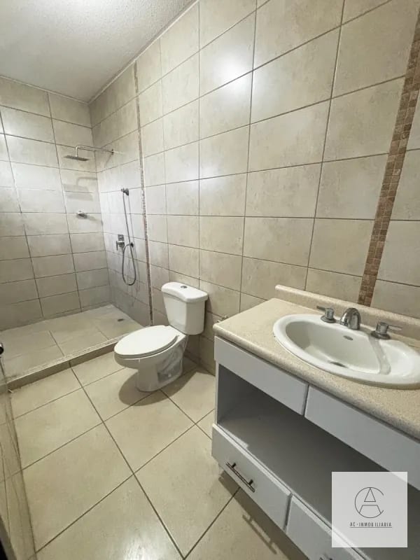 Casa en venta en Campos de San Isidro — Casa en Venta en Campos de San Isidro II, Zona 16, Guatemala, Ciudad — foto 3 de 16