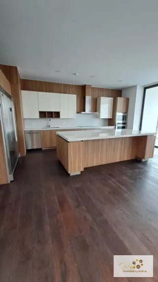 APARTAMENTO DE LUJO EN VENTA 📍 Edificio Echo – Zona 14 — Apartamento en Venta en Echo, Zona 14, Guatemala, Ciudad — miniatura 9 de 15