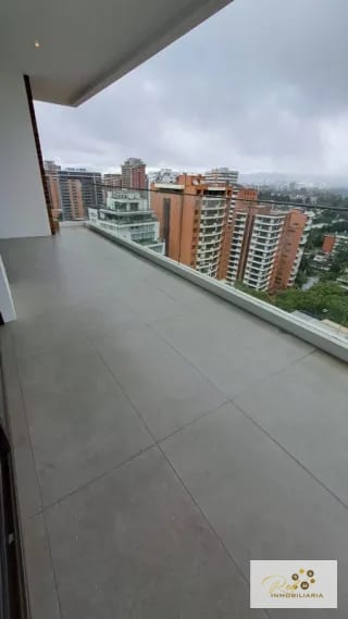 APARTAMENTO DE LUJO EN VENTA 📍 Edificio Echo – Zona 14 — Apartamento en Venta en Echo, Zona 14, Guatemala, Ciudad — miniatura 7 de 15
