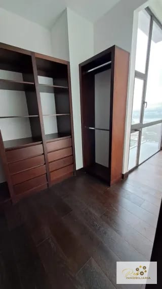 APARTAMENTO DE LUJO EN VENTA 📍 Edificio Echo – Zona 14 — Apartamento en Venta en Echo, Zona 14, Guatemala, Ciudad — miniatura 4 de 15