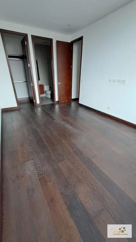 APARTAMENTO DE LUJO EN VENTA 📍 Edificio Echo – Zona 14 — Apartamento en Venta en Echo, Zona 14, Guatemala, Ciudad — foto 3 de 15