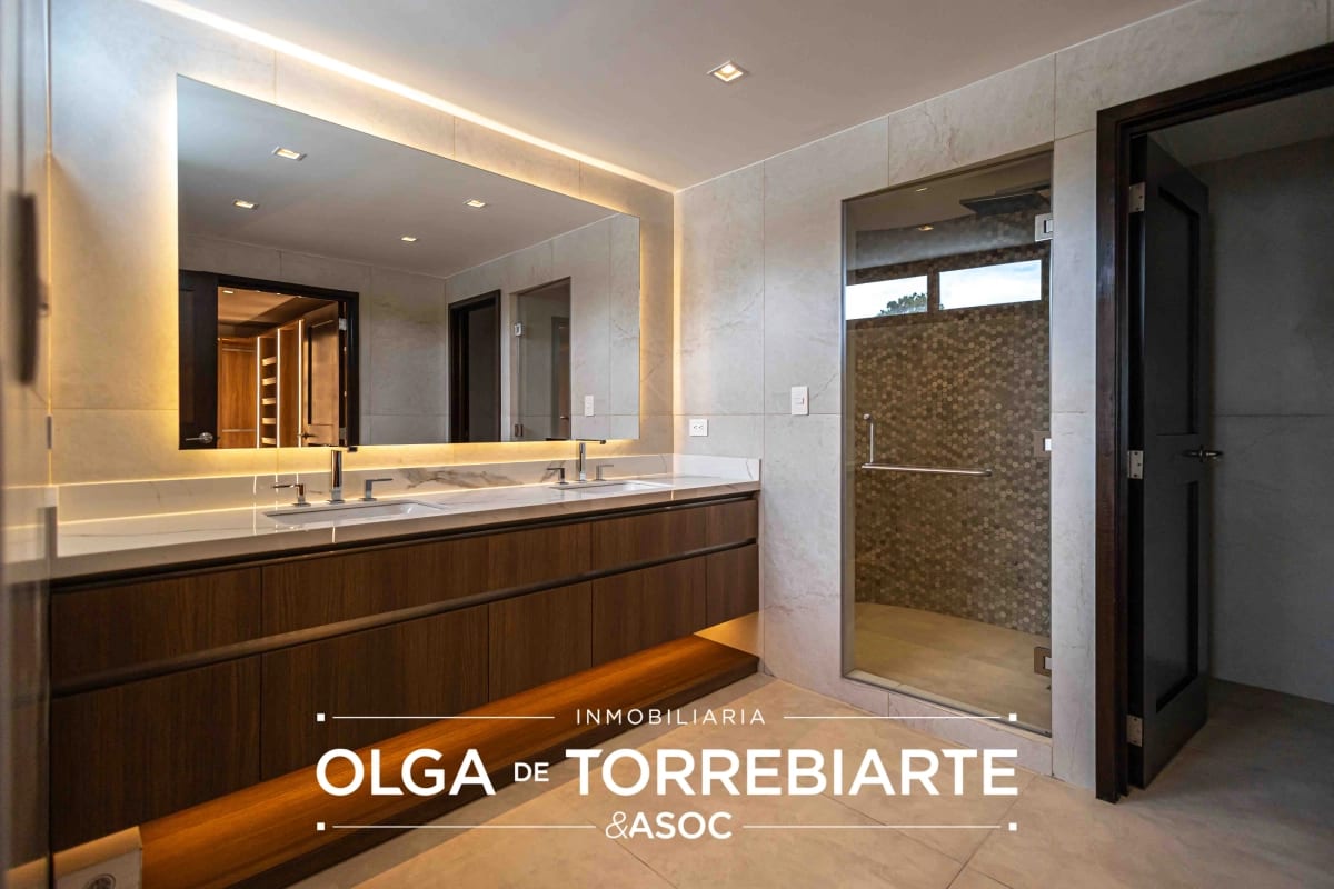 Casa en venta Oakland, zona 10 — Casa en Venta en Zona 10, Guatemala, Ciudad — foto 11 de 13