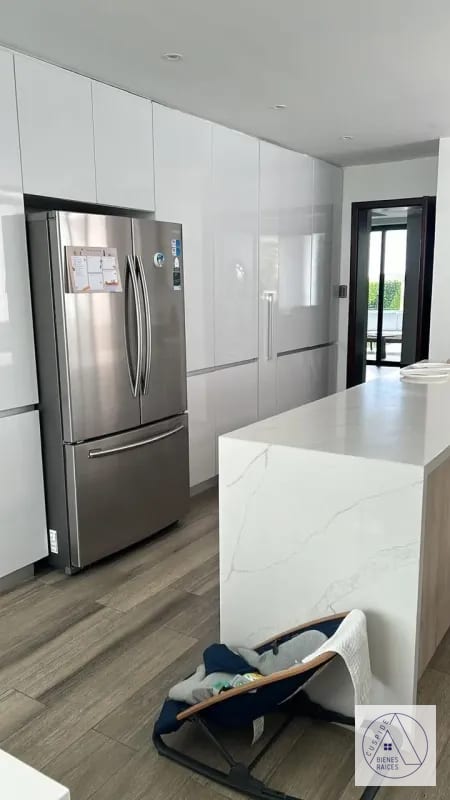 Carr. Salvador km 12.5 Santa Rosalía se vende casa — Casa en Venta en Santa Rosalia La Laguna, Carretera a El Salvador, Guatemala, Ciudad — foto 4 de 9