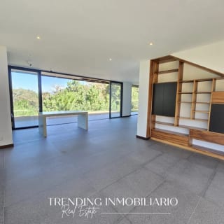 Casa en venta zona 16 Pulte Golf de 5 habitaciones + 4 parqueos — Casa en Venta en El Pulté, Zona 16, Guatemala, Ciudad — miniatura 1 de 17
