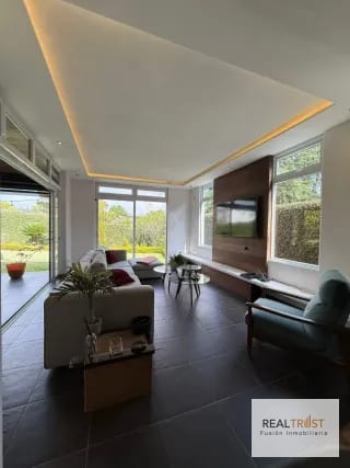 Casa en Venta Colinas de Castel entrada a Fraijanes — Casa en Venta en Fraijanes, Carretera a El Salvador, Guatemala, Ciudad — miniatura 1 de 12
