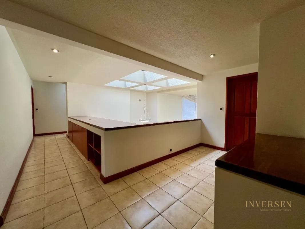 Casa en venta en Bosques de las Luces — Casa en Venta en Bosques de Las Luces, Carretera a El Salvador, Guatemala, Ciudad — foto 5 de 12