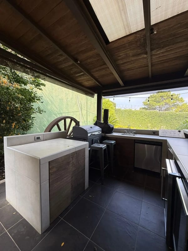 Casa en Venta Colinas de Castel entrada a Fraijanes — Casa en Venta en Colinas de Castel, Carretera a El Salvador, Guatemala, Ciudad — foto 1 de 12