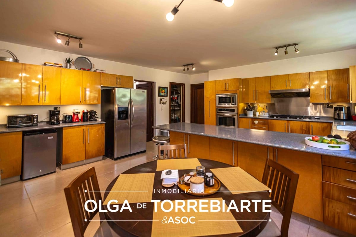 Casa en Condominio Las Lomas — Casa en Venta en Carretera a El Salvador, Guatemala, Ciudad — foto 7 de 16