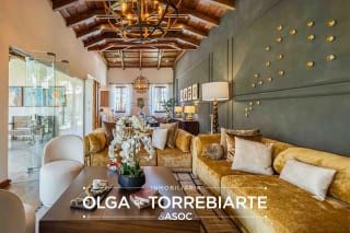 Casa amueblada en Paseo Antigua, Antigua Guatemala — Casa en Venta en Antigua, Sacatepéquez — miniatura 10 de 17