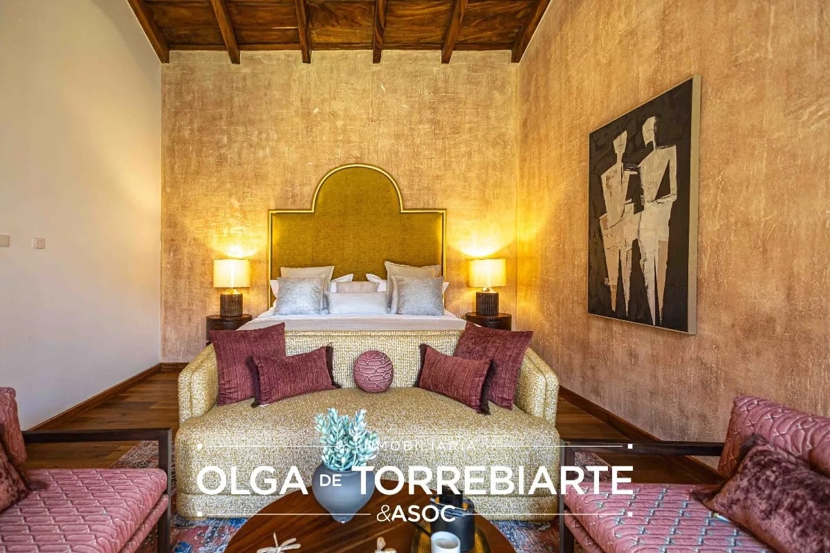 Casa amueblada en Paseo Antigua, Antigua Guatemala — Casa en Venta en Antigua, Sacatepéquez — foto 2 de 17