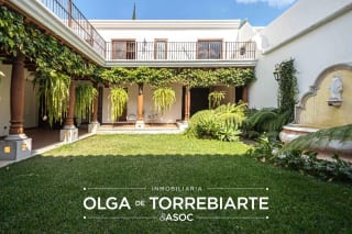 Casa en Condominio El Obispo, Antigua Guatemala — Casa en Venta en Antigua, Sacatepéquez — miniatura 2 de 17