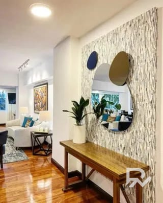 Alquiler o venta de hermoso apartamento remodelado en zona 14 — Apartamento en Venta en Zona 14, Guatemala, Ciudad — miniatura 1 de 12