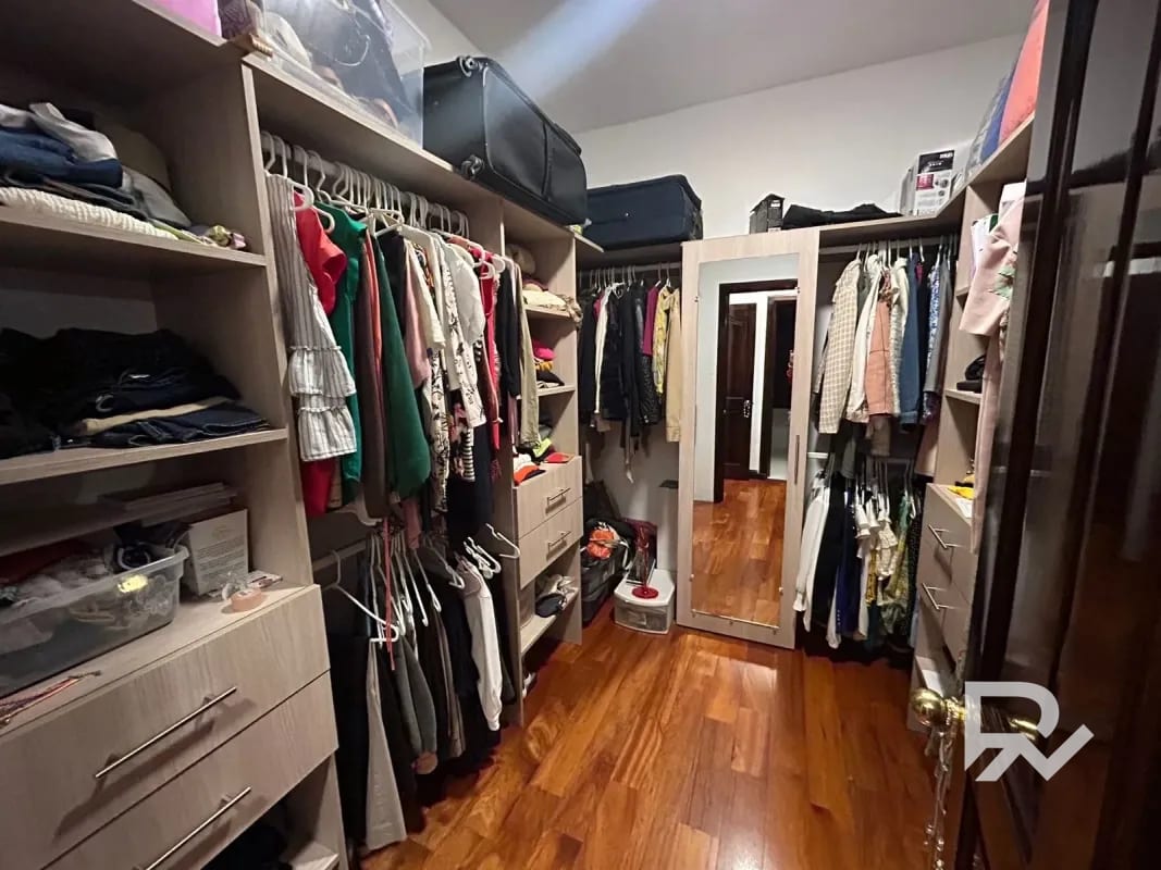 Alquiler o venta de hermoso apartamento remodelado en zona 14 — Apartamento en Venta en Zona 14, Guatemala, Ciudad — foto 11 de 12