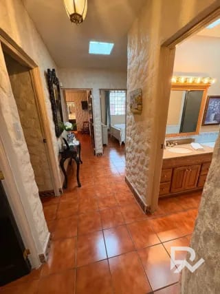 Propiedad con potencial REAL de inversión 📍 San Cristóbal 2, zona 8 de Mixco — Casa en Venta en Zona 8 Mixco, Guatemala, Ciudad — miniatura 13 de 16