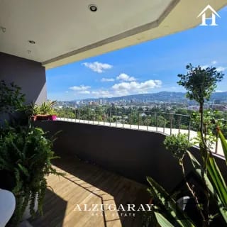 penthouse con jardin pergola y jacuzzi zona 14 — Apartamento en Venta en Zona 14, Guatemala, Ciudad — miniatura 2 de 11