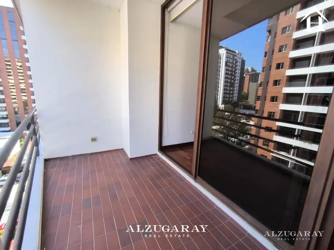Apartamento en el Corazon de Zona 14 - 2 Hab. / Casa Rialto — Apartamento en Alquiler en Casa Rialto, Zona 14, Guatemala, Ciudad — foto 9 de 11