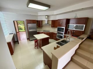 Linda Casa en Venta en KM.12.7 Carretera a el Salvador — Casa en Venta en Santa Catarina Pinula, Guatemala, Ciudad — miniatura 9 de 11