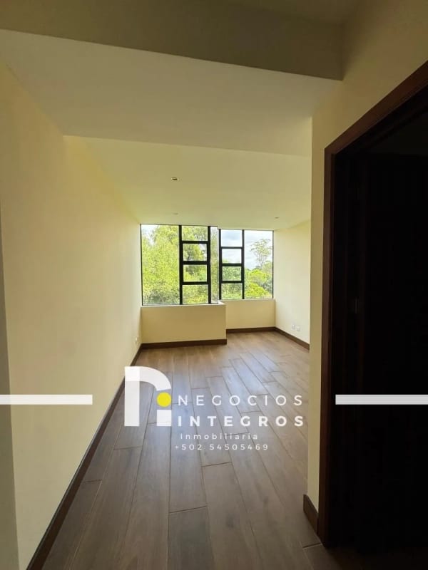Vendo Apartamento Remodelado, Impuestos Incluidos, Milenia Oakland Z.10 — Apartamento en Venta en Milenia, Zona 10, Guatemala, Ciudad — foto 14 de 16