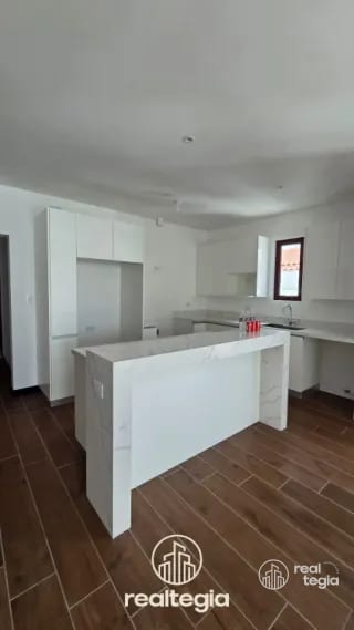 Apartamento en Lirios de Cayalá Zona 16 — Apartamento en Venta en Zona 16, Guatemala, Ciudad — miniatura 12 de 13