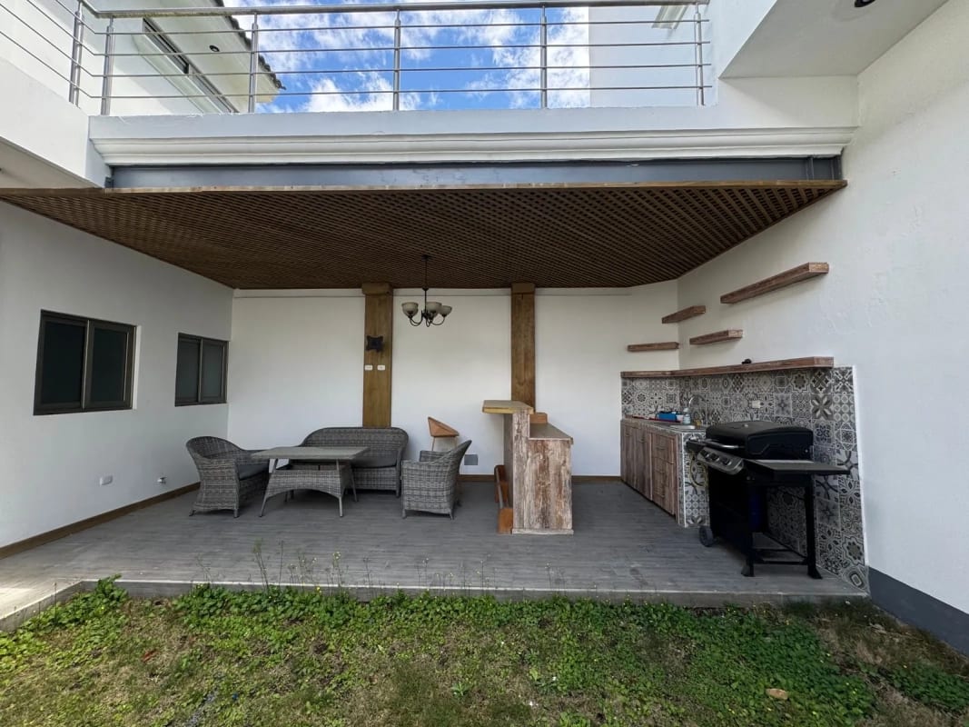 Vendo linda y amplia casa en Terravista CAES — Casa en Venta en Terravista, Carretera a El Salvador, Guatemala, Ciudad — foto 12 de 17