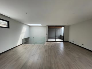 Casa Venta Nueva KM 9 CAES Frente a Hotel Hilton 317 MTS2 , 4 Dormitorios, Desniveles, $715,000 Opción a Renta $2,900 — Casa en Venta en Carretera a El Salvador, Guatemala, Ciudad — miniatura 13 de 13