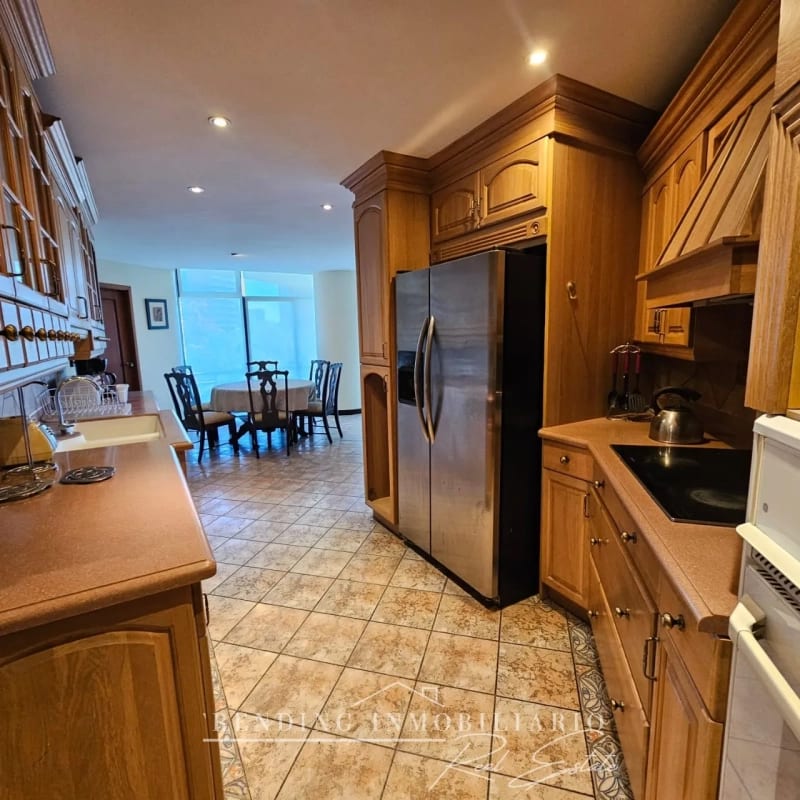 Apartamento en venta zona 14 edificio L'Excellence de 3 habitaciones + 3 parqueos — Apartamento en Venta en L'Excellence, Zona 14, Guatemala, Ciudad — foto 12 de 13