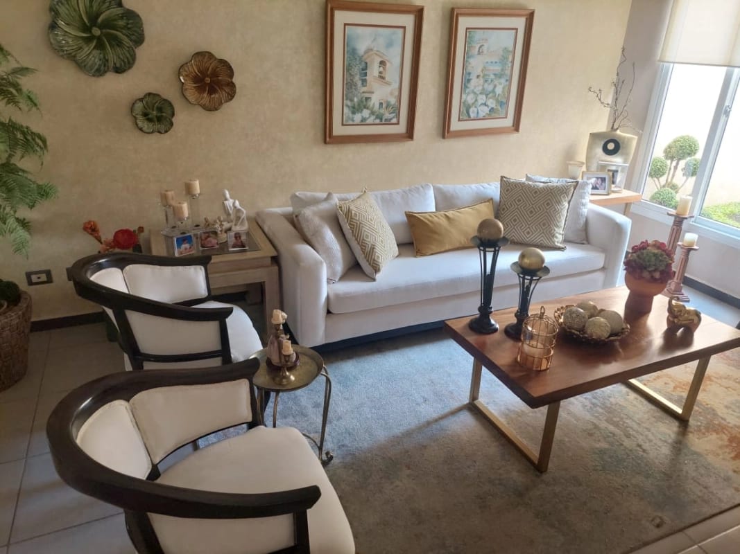 Casa En Venta Cumbres De La Arboleda — Casa en Venta en Cumbres de La Arboleda, Carretera a El Salvador, Guatemala, Ciudad — foto 4 de 12