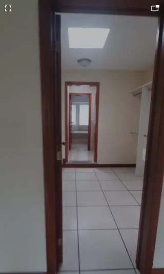 Casa en Venta en Jardines de San Isidro Zona 16 — Casa en Venta en Jardines de San Isidro, Zona 16, Guatemala, Ciudad — miniatura 13 de 17