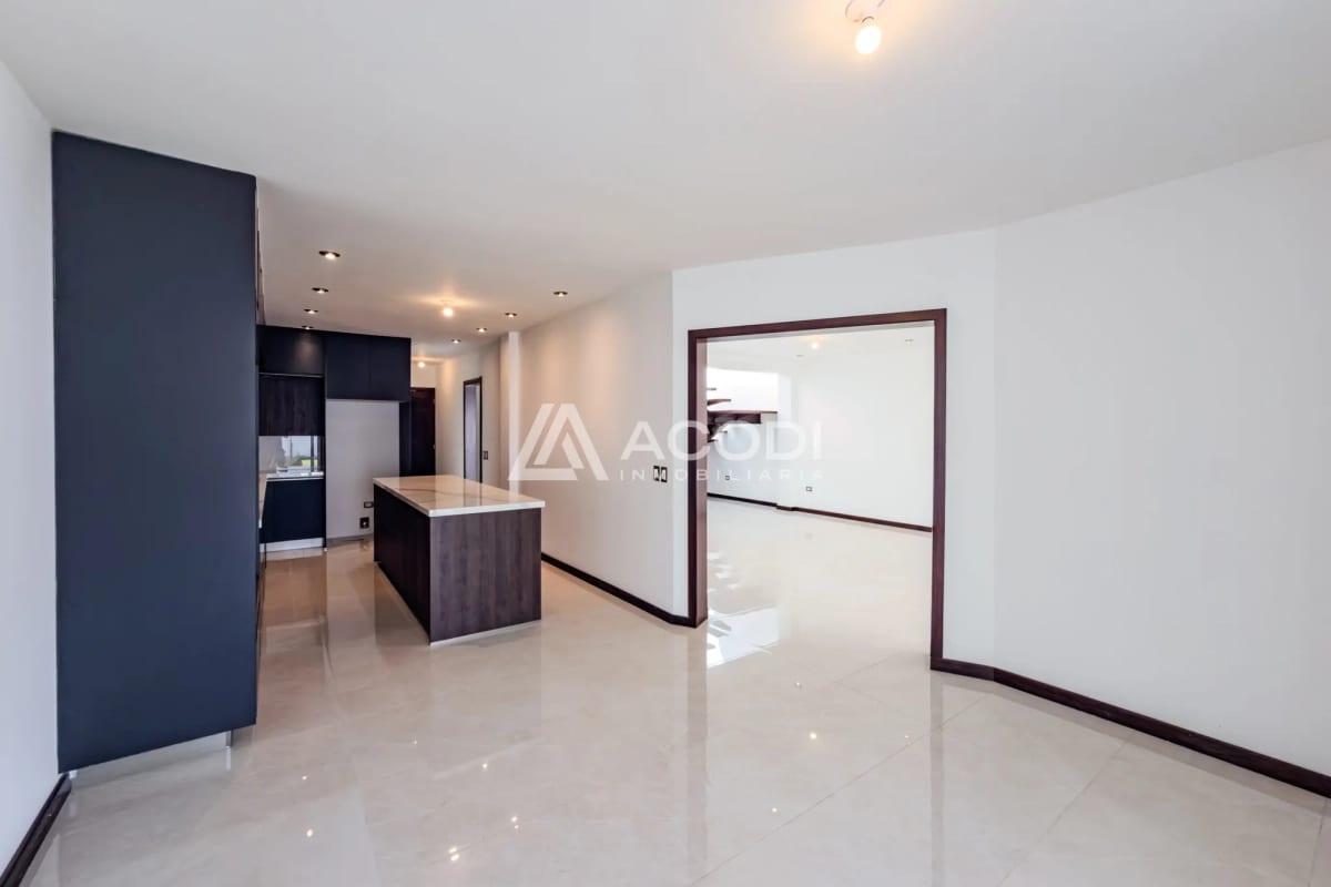 Casa en San Cristóbal, Zona 8 de Mixco — Casa en Venta en Zona 8 Mixco, Guatemala, Ciudad — foto 2 de 8
