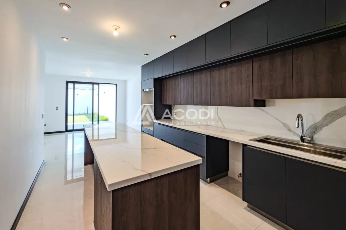 Casa en San Cristóbal, Zona 8 de Mixco — Casa en Venta en Zona 8 Mixco, Guatemala, Ciudad — foto 3 de 8