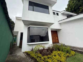Preciosa casa en venta en Condominio la Encantada, km 12 Caes. — Casa en Venta en Carretera a El Salvador, Guatemala, Ciudad — miniatura 6 de 13