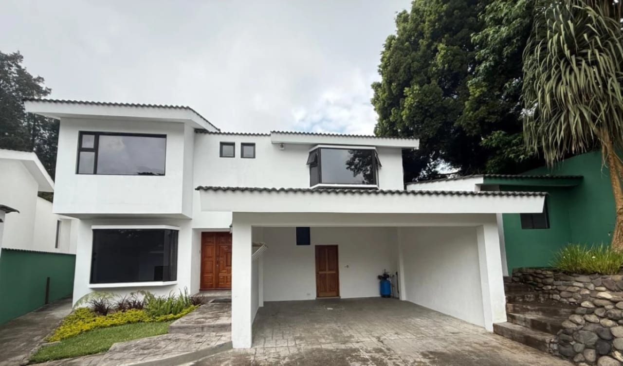 Preciosa casa en venta en Condominio la Encantada, km 12 Caes. — Casa en Venta en Carretera a El Salvador, Guatemala, Ciudad — foto 2 de 13