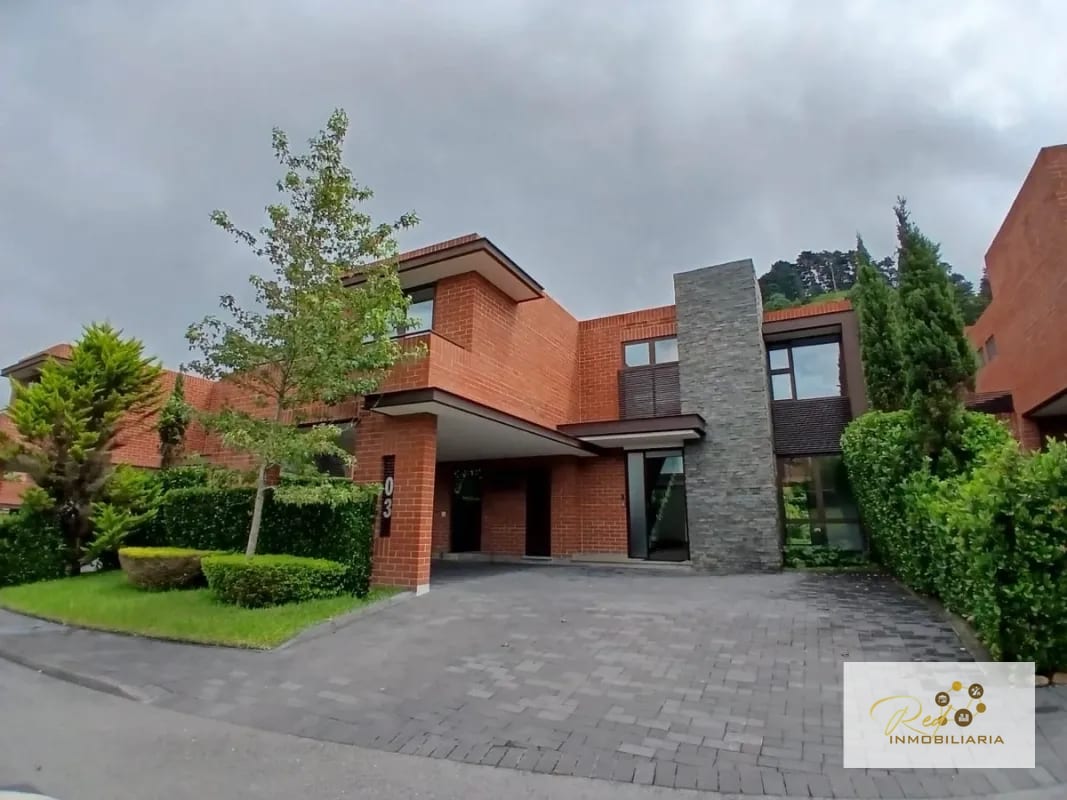 🏡 Casa en renta – Condominio Buranas, Residencias Concepción (Km 15.5 CES) — Casa en Alquiler en Buranas Concepción, Carretera a El Salvador, Guatemala, Ciudad — foto 1 de 15