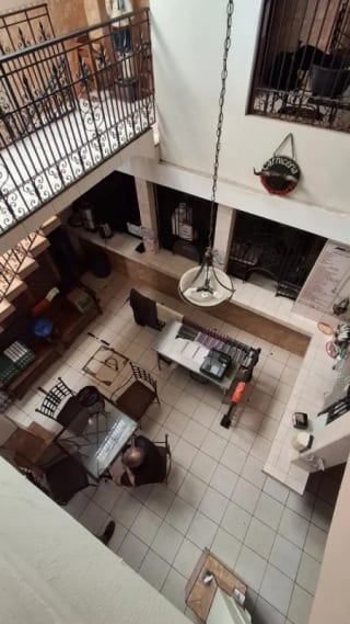 VENTA DE PROPIEDAD + NEGOCIO EN FUNCIONAMIENTO Café / Restaurante – Zona 1 (Sector Gerona, frente al Ministerio Público) — Casa en Venta en Zona 1, Guatemala, Ciudad — miniatura 5 de 8