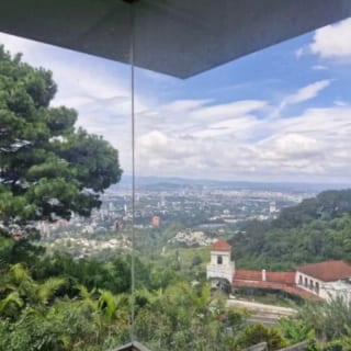 Vendo Bonita y Amplia Casa KM 11.5 CAES - las Nubes (copia) — Casa en Venta en Carretera a El Salvador, Guatemala, Ciudad — miniatura 1 de 16