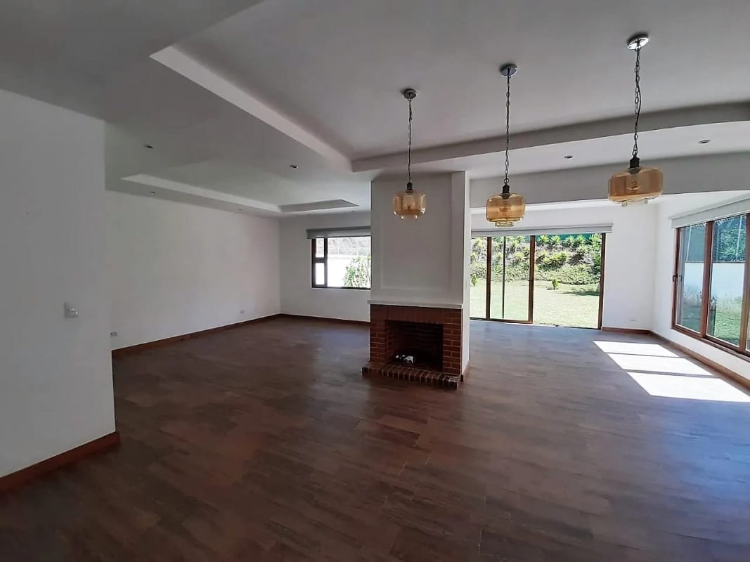Casa en Alquiler Condominio Alto Valle CAES KM 12.5 (copia) — Casa en Alquiler en Carretera a El Salvador, Guatemala, Ciudad — foto 13 de 15