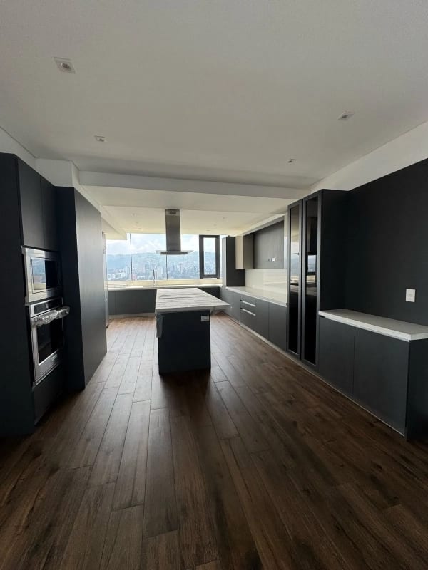 Vendo Exclusivo Penthouse con Terraza Grande - Milenia Oakland Z.10 (copia) — Apartamento en Venta en Milenia, Zona 10, Guatemala, Ciudad — foto 5 de 7