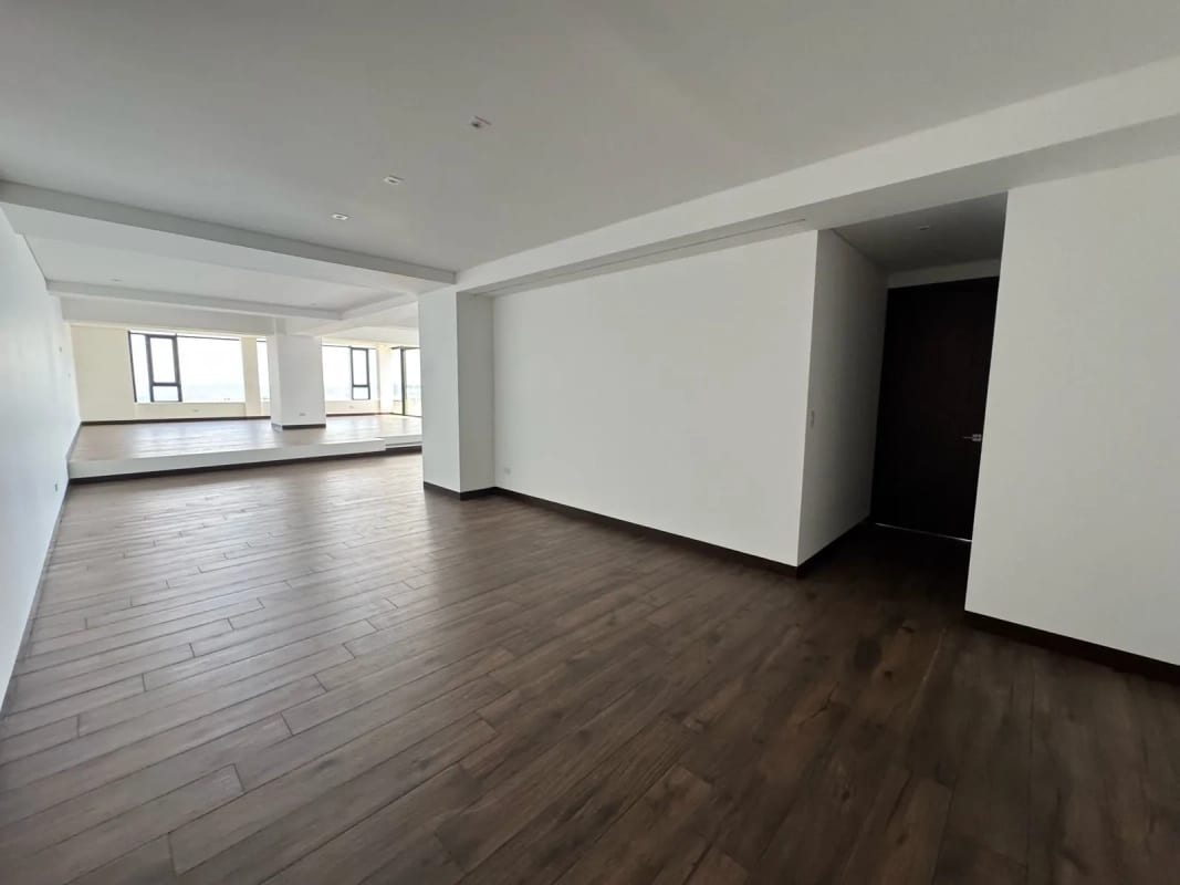 Vendo Exclusivo Penthouse con Terraza Grande - Milenia Oakland Z.10 (copia) — Apartamento en Venta en Milenia, Zona 10, Guatemala, Ciudad — foto 2 de 7