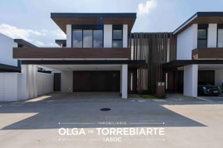 Casa para estrenar Condominio Molié, Zona 10 — Casa en Alquiler en Zona 10, Guatemala, Ciudad — miniatura 1 de 17
