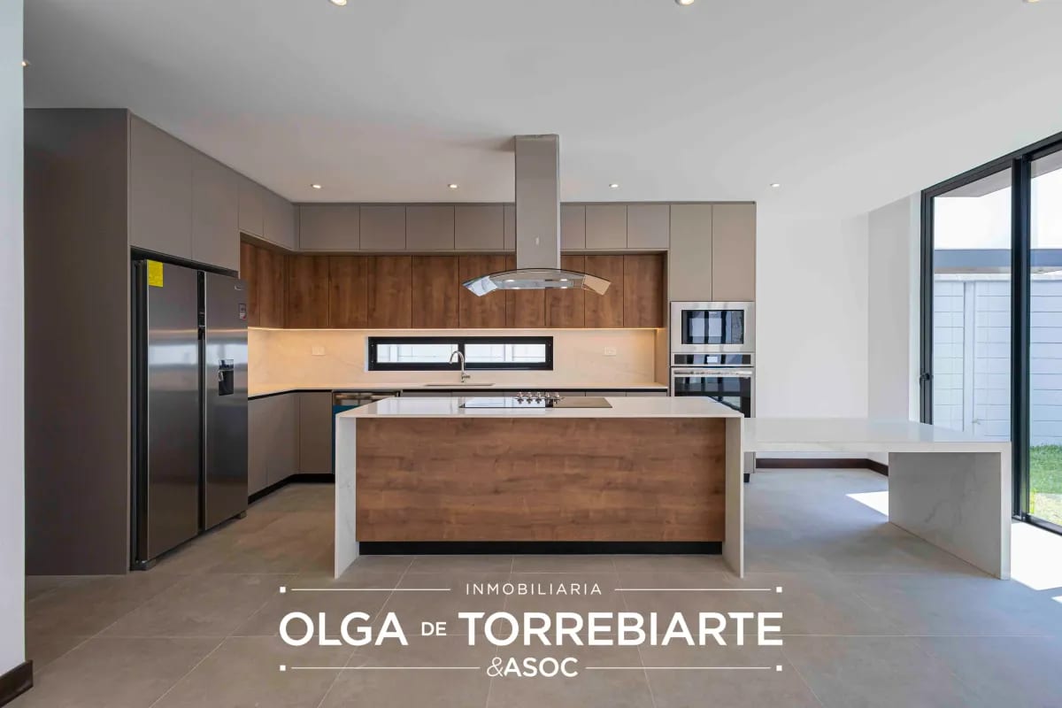 Casa para estrenar Condominio Molié, Zona 10 — Casa en Alquiler en Zona 10, Guatemala, Ciudad — foto 11 de 17