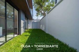 Casa para estrenar Condominio Molié, Zona 10 — Casa en Alquiler en Zona 10, Guatemala, Ciudad — miniatura 15 de 16