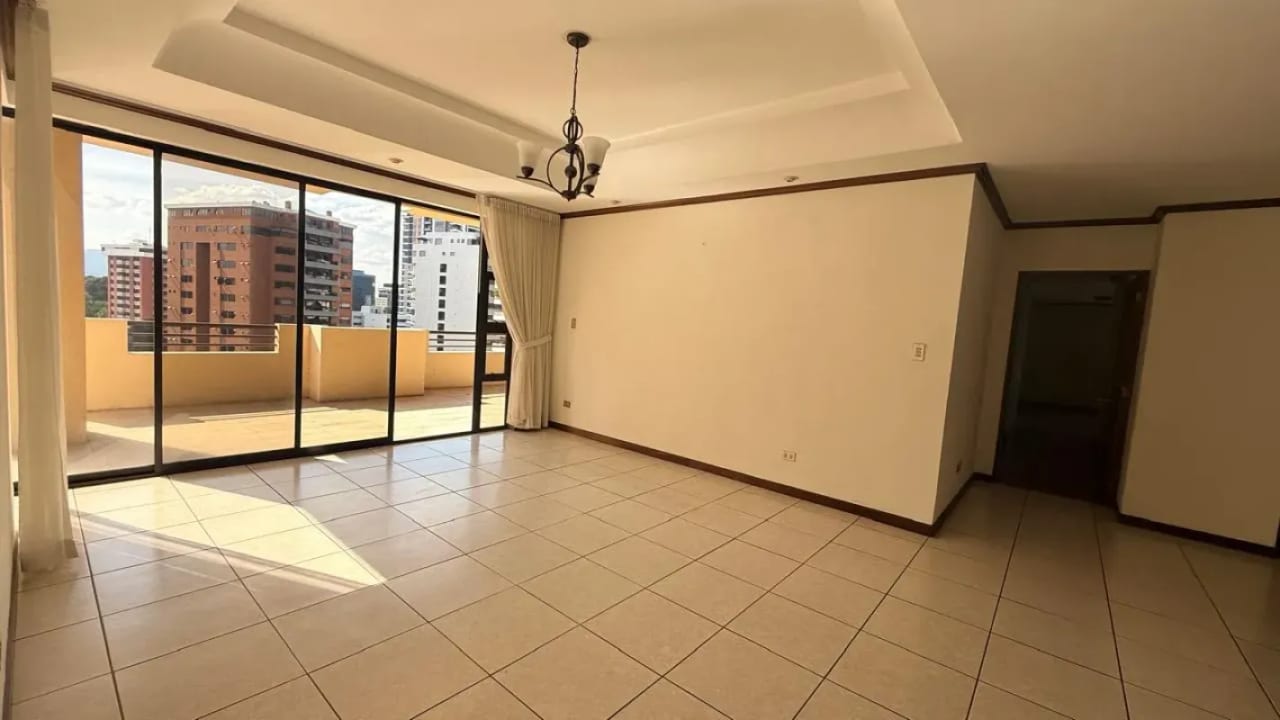 Apartamento en venta, Edificio Torre Castelar, zona 10 — Apartamento en Venta en Torre Castelar, Zona 10, Guatemala, Ciudad — foto 12 de 13